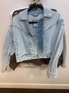Light Blue Denim Jacket - Womens Cropped Jean Jacket